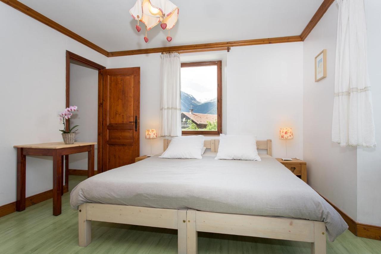 Gite-Auberge De Montvilliers Aime Eksteriør billede