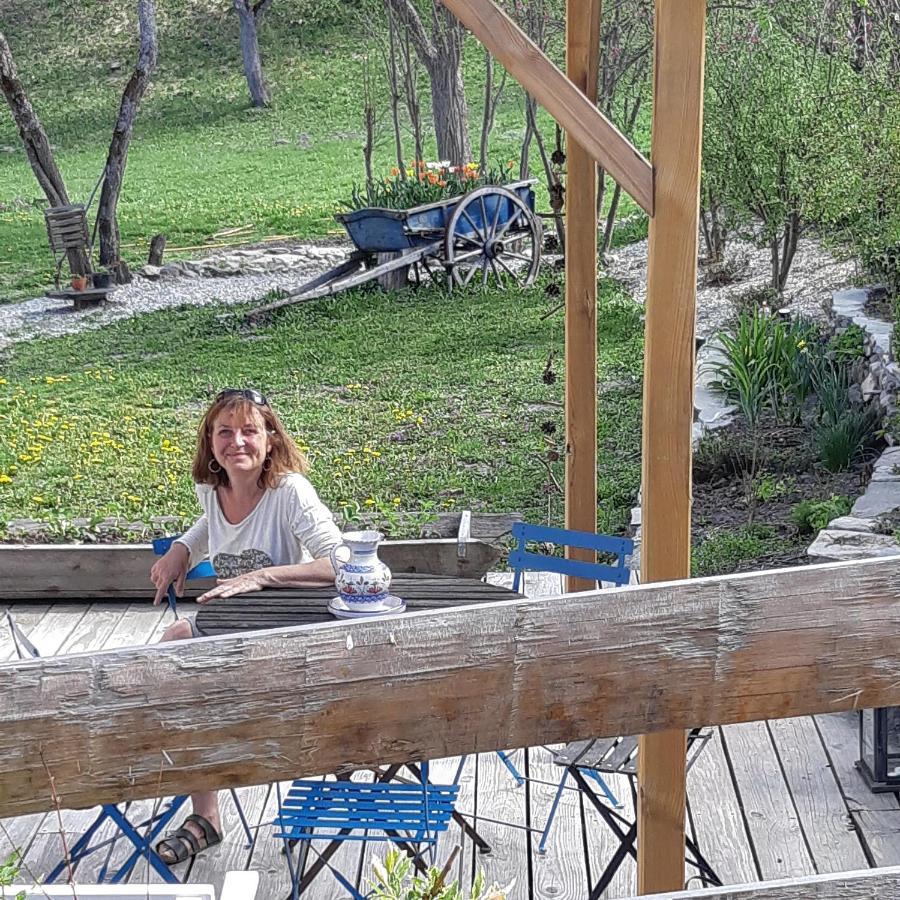 Gite-Auberge De Montvilliers Aime Eksteriør billede