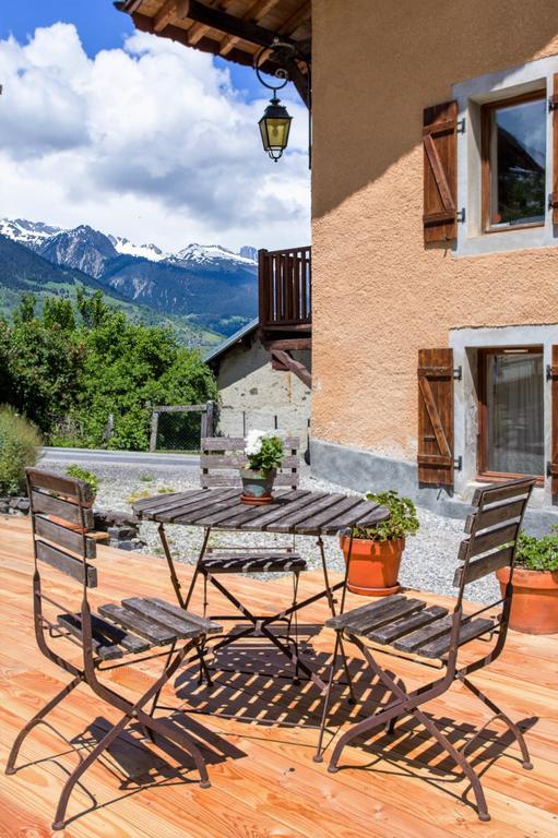 Gite-Auberge De Montvilliers Aime Eksteriør billede
